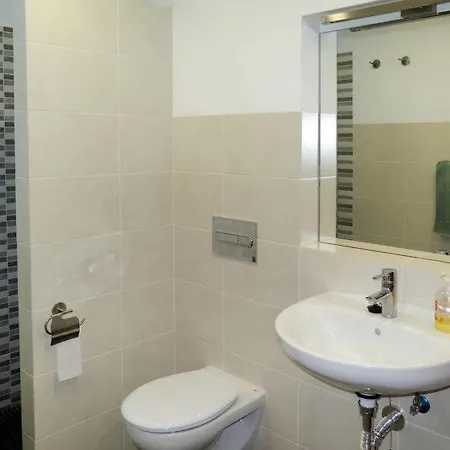 Sleeps 10 Pool Wifi El Malpais