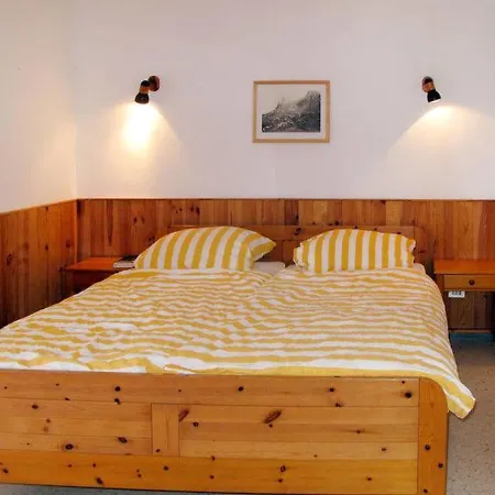 Sleeps 10 Pool Wifi *