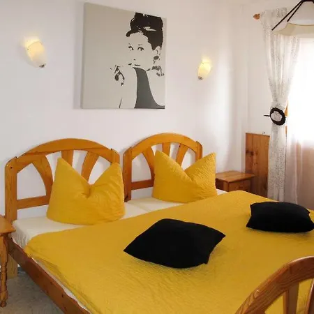 Sleeps 10 Pool Wifi Lejlighed *